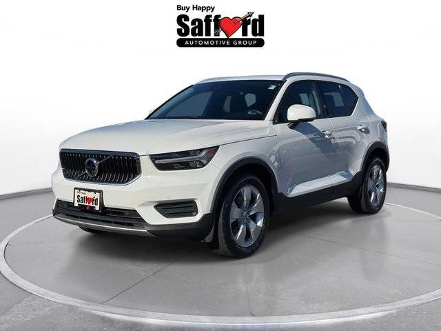 2020 Volvo XC40 Momentum AWD photo