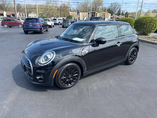 2021 MINI Hardtop 2 Door Cooper FWD photo