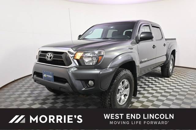 2015 Toyota Tacoma  4WD photo