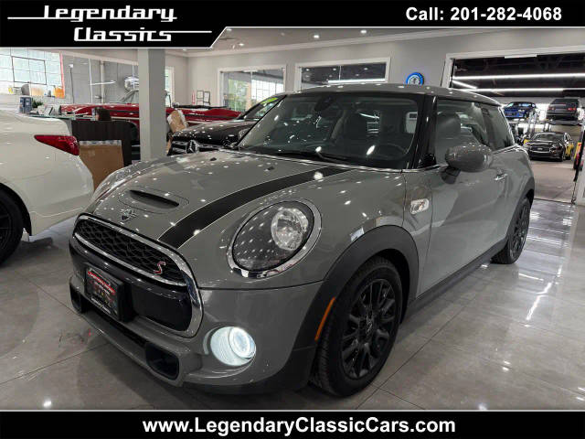 2021 MINI Hardtop 2 Door Cooper S FWD photo