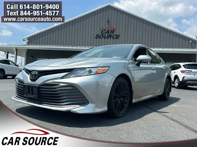 2020 Toyota Camry XLE AWD photo
