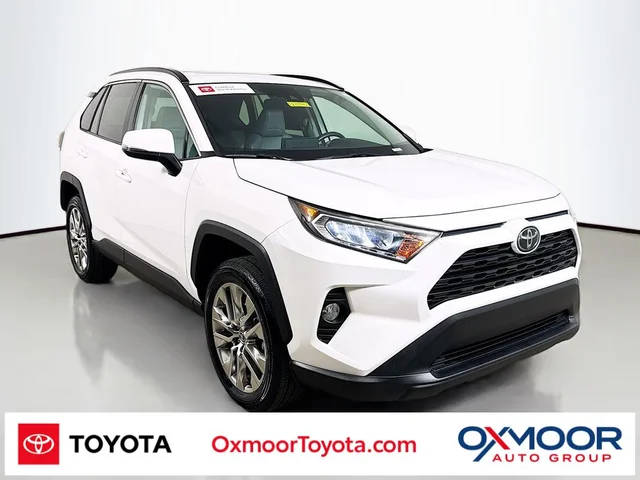 2020 Toyota RAV4 XLE Premium FWD photo