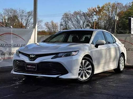 2020 Toyota Camry LE AWD photo