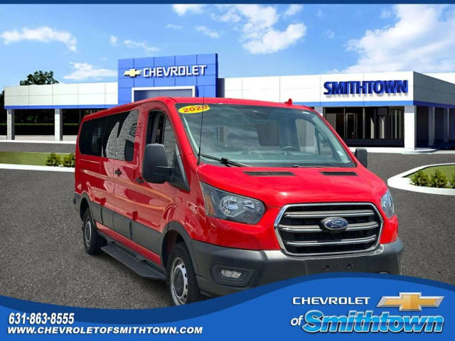 2020 Ford Transit Passenger Wagon XL RWD photo