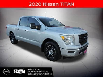 2020 Nissan Titan SV RWD photo