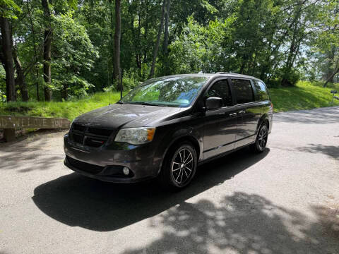 2019 Dodge Grand Caravan GT FWD photo