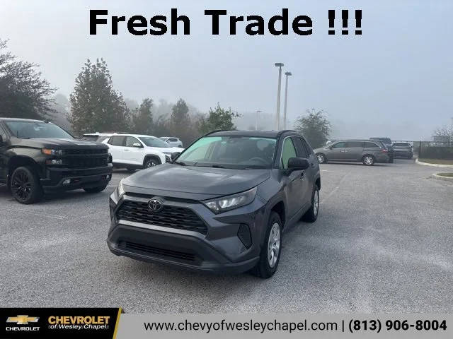 2019 Toyota RAV4 LE FWD photo