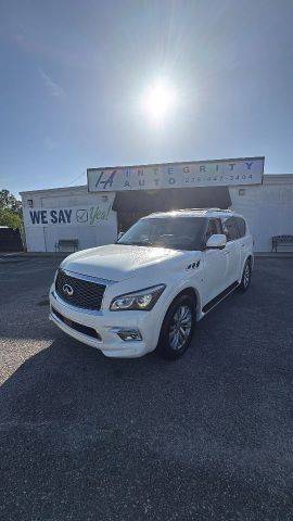 2015 Infiniti QX80 RWD photo