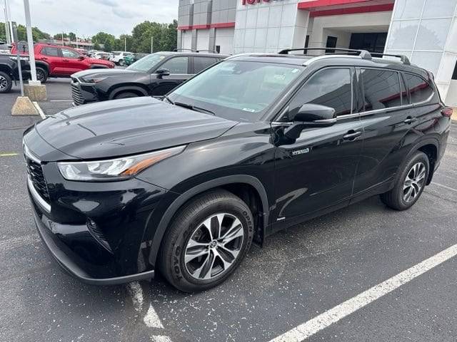 2020 Toyota Highlander Hybrid XLE AWD photo