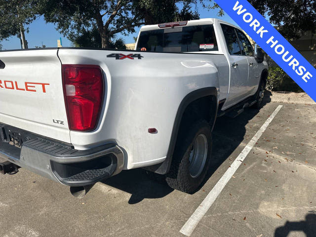 2020 Chevrolet Silverado 3500HD LTZ 4WD photo