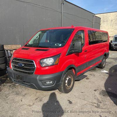 2020 Ford Transit Passenger Wagon XL RWD photo