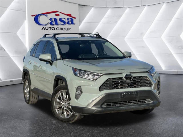 2020 Toyota RAV4 XLE Premium FWD photo