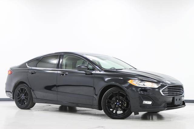 2020 Ford Fusion SE FWD photo