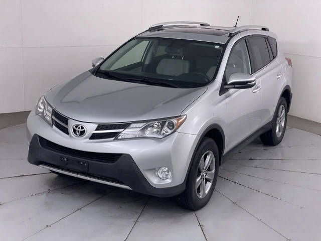 2015 Toyota RAV4 XLE AWD photo