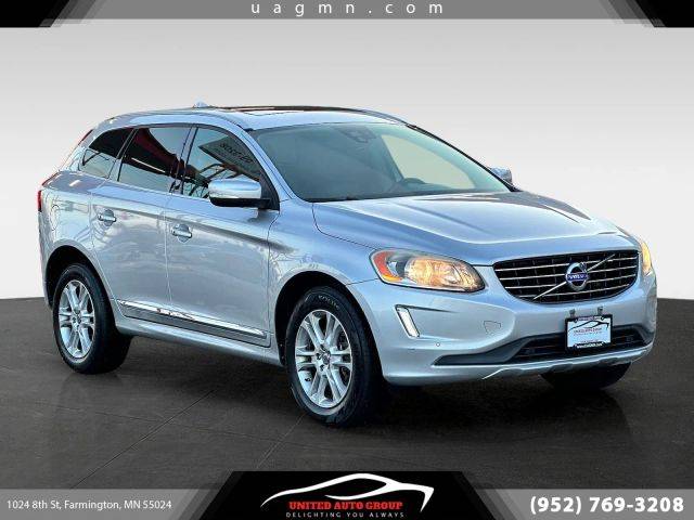 2015 Volvo XC60 T5 AWD photo