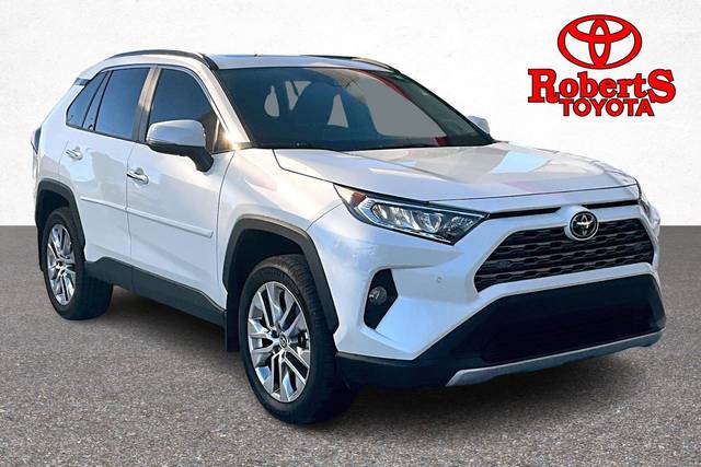 2020 Toyota RAV4 Limited FWD photo