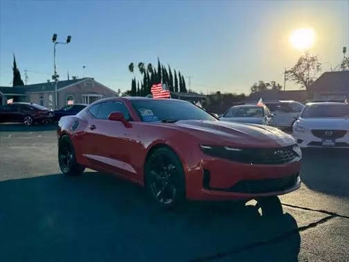 2020 Chevrolet Camaro 1LT RWD photo