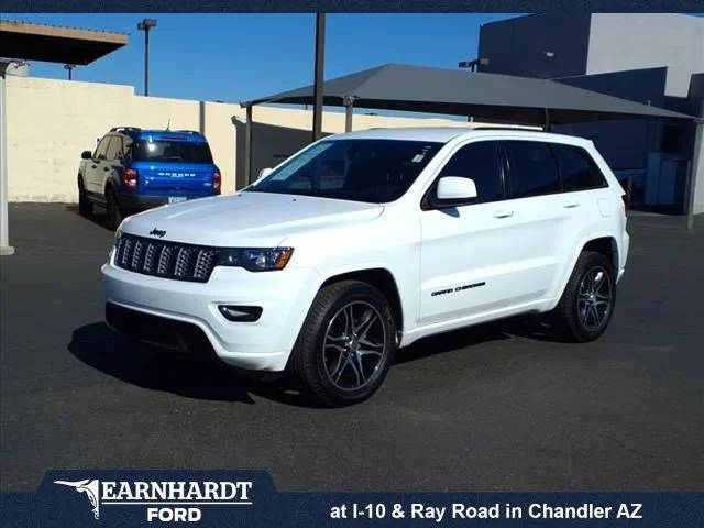 2020 Jeep Grand Cherokee Altitude 4WD photo