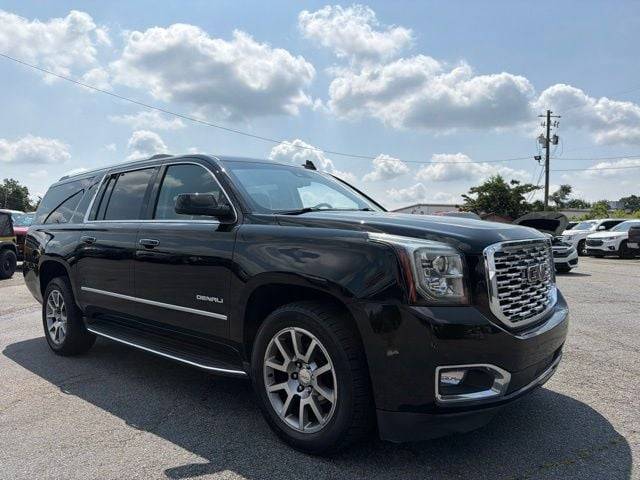 2019 GMC Yukon XL Denali 4WD photo