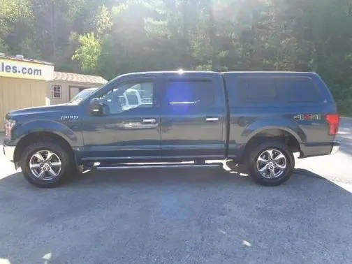 2020 Ford F-150 XLT 4WD photo