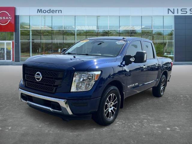 2020 Nissan Titan SV RWD photo