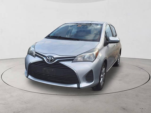 2015 Toyota Yaris LE FWD photo