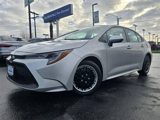 2020 Toyota Corolla LE FWD photo