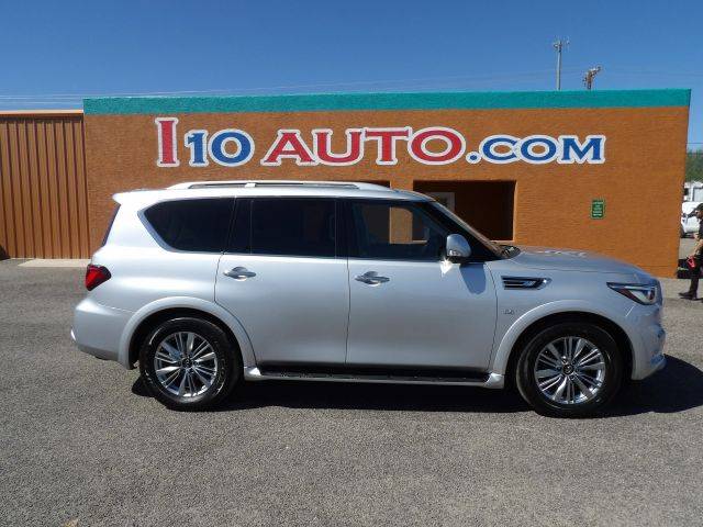2019 Infiniti QX80 LUXE 4WD photo