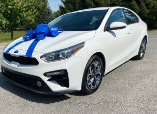 2020 Kia Forte LXS FWD photo
