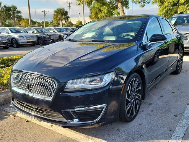 2020 Lincoln MKZ Reserve FWD photo