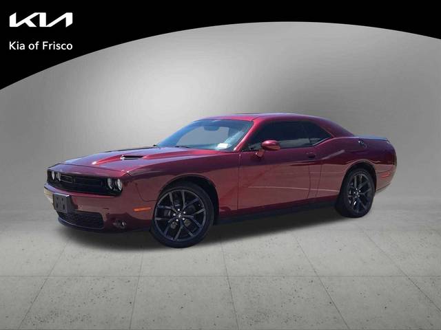 2020 Dodge Challenger SXT RWD photo