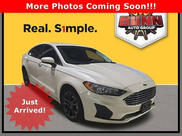 2020 Ford Fusion SE FWD photo