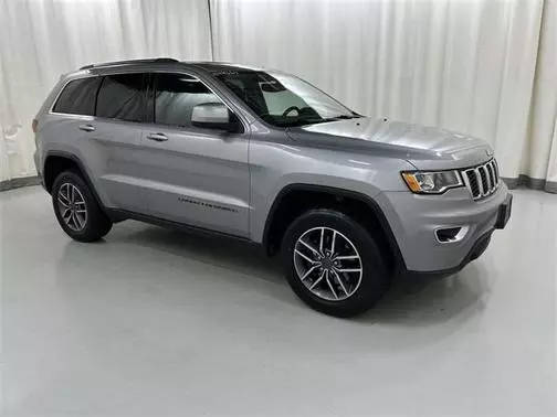 2020 Jeep Grand Cherokee Laredo E 4WD photo