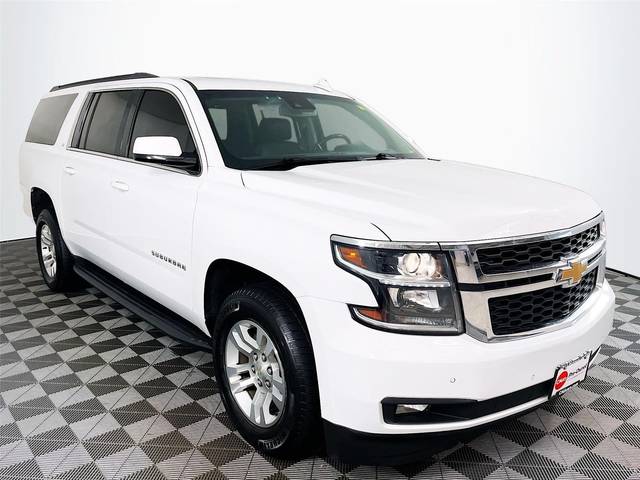 2018 Chevrolet Suburban LT 4WD photo