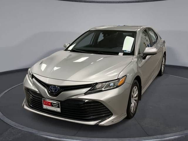 2020 Toyota Camry Hybrid LE FWD photo