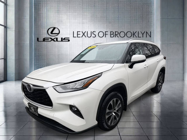 2020 Toyota Highlander XLE AWD photo