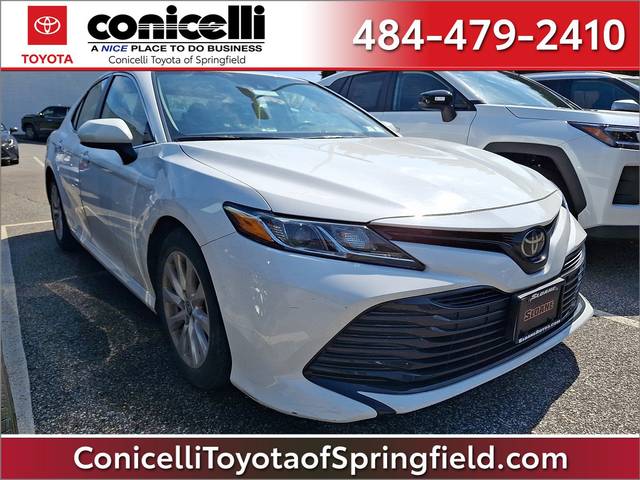 2020 Toyota Camry LE FWD photo