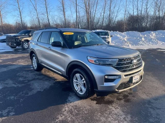 2020 Ford Explorer XLT 4WD photo