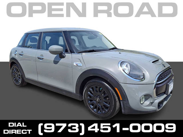 2021 MINI Hardtop 4 Door Cooper S FWD photo
