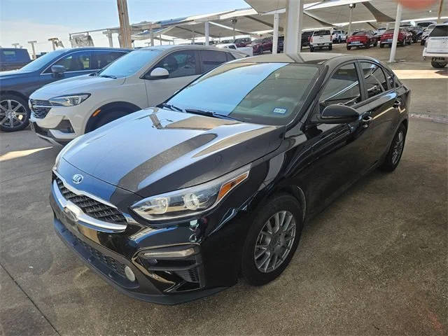 2020 Kia Forte FE FWD photo