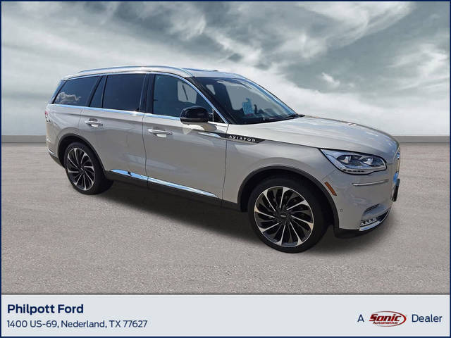 2020 Lincoln Aviator Reserve AWD photo