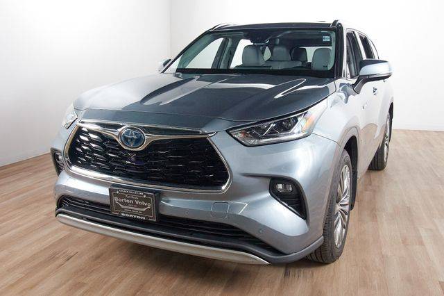 2020 Toyota Highlander Hybrid Platinum AWD photo