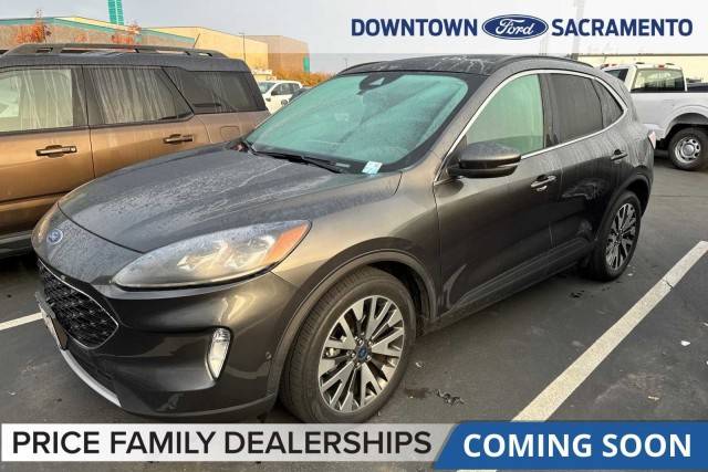 2020 Ford Escape Titanium Hybrid FWD photo