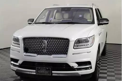 2020 Lincoln Navigator L Reserve 4WD photo