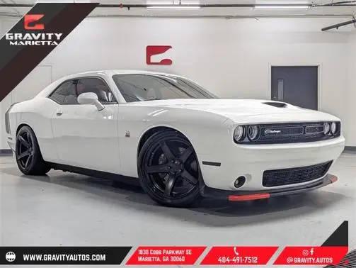 2020 Dodge Challenger R/T Scat Pack RWD photo