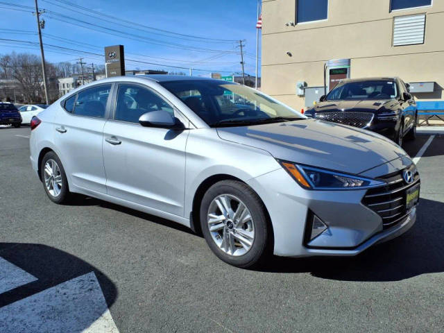 2020 Hyundai Elantra SEL FWD photo