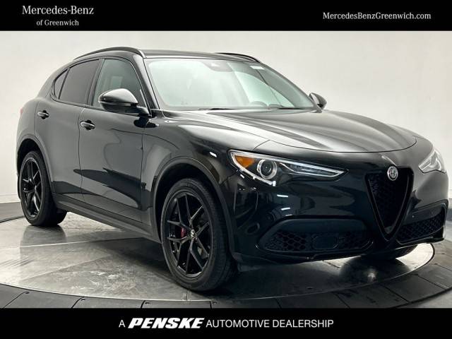 2020 Alfa Romeo Stelvio  AWD photo