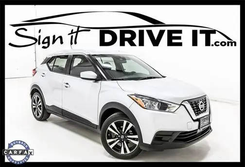 2020 Nissan Kicks SV FWD photo