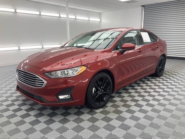 2020 Ford Fusion SE FWD photo