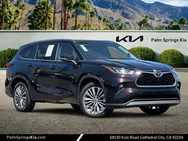 2020 Toyota Highlander Platinum FWD photo